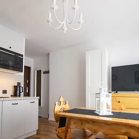 Apartmanhotel 5 Wierchow Bukowina Tatrzańska