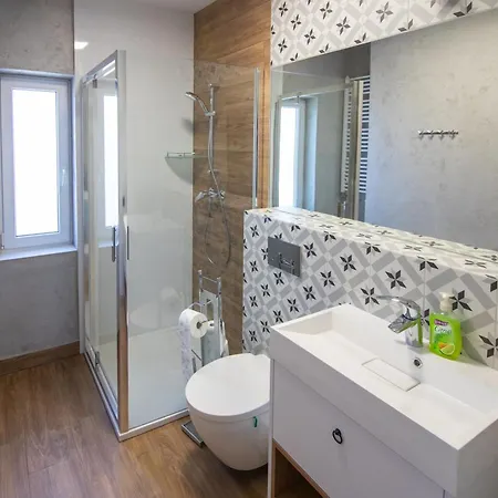 Apartmanhotel 5 Wierchow 3*